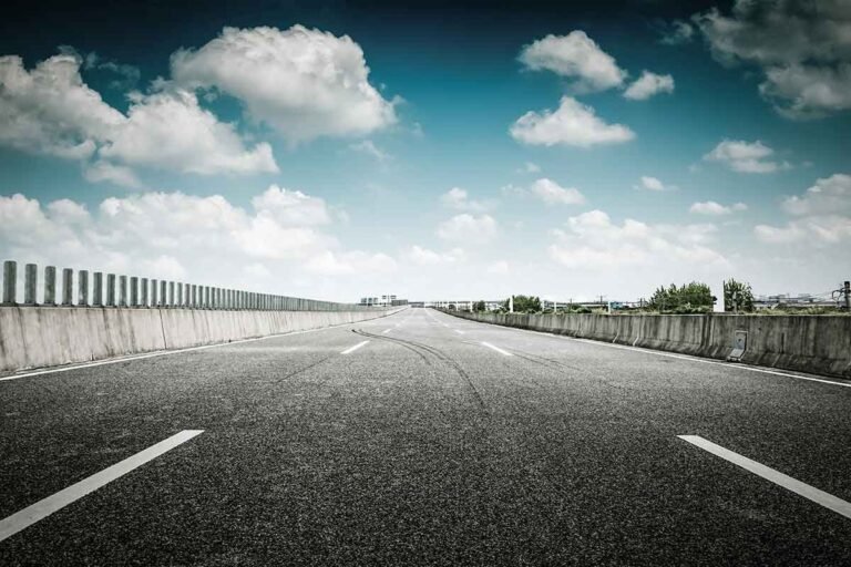 Tipos de pavimento para carreteras: ventajas, usos y consejos
